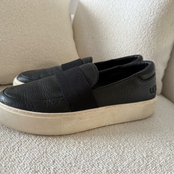 UGG Chayze Leather Slip on sneaker - Picture 2 of 4